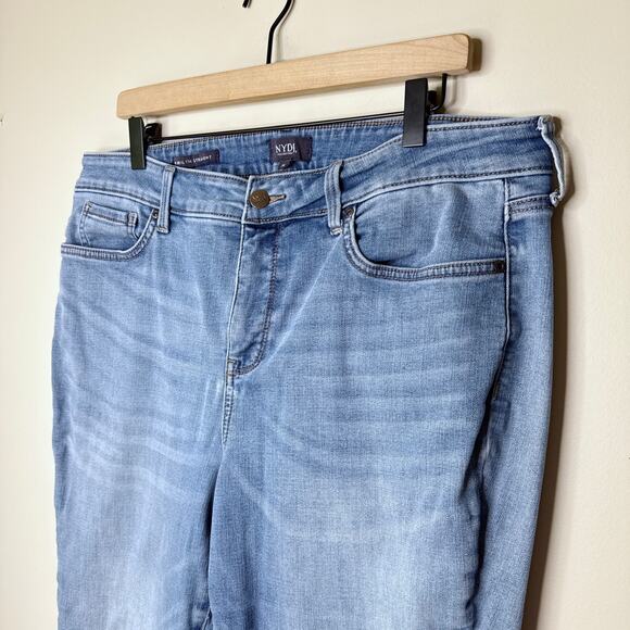 NYDJ Marilyn Straight Lift Tuck Jeans Medium Wash Size 16 HIgh-Rise Stretch Chic - Picture 2 of 8